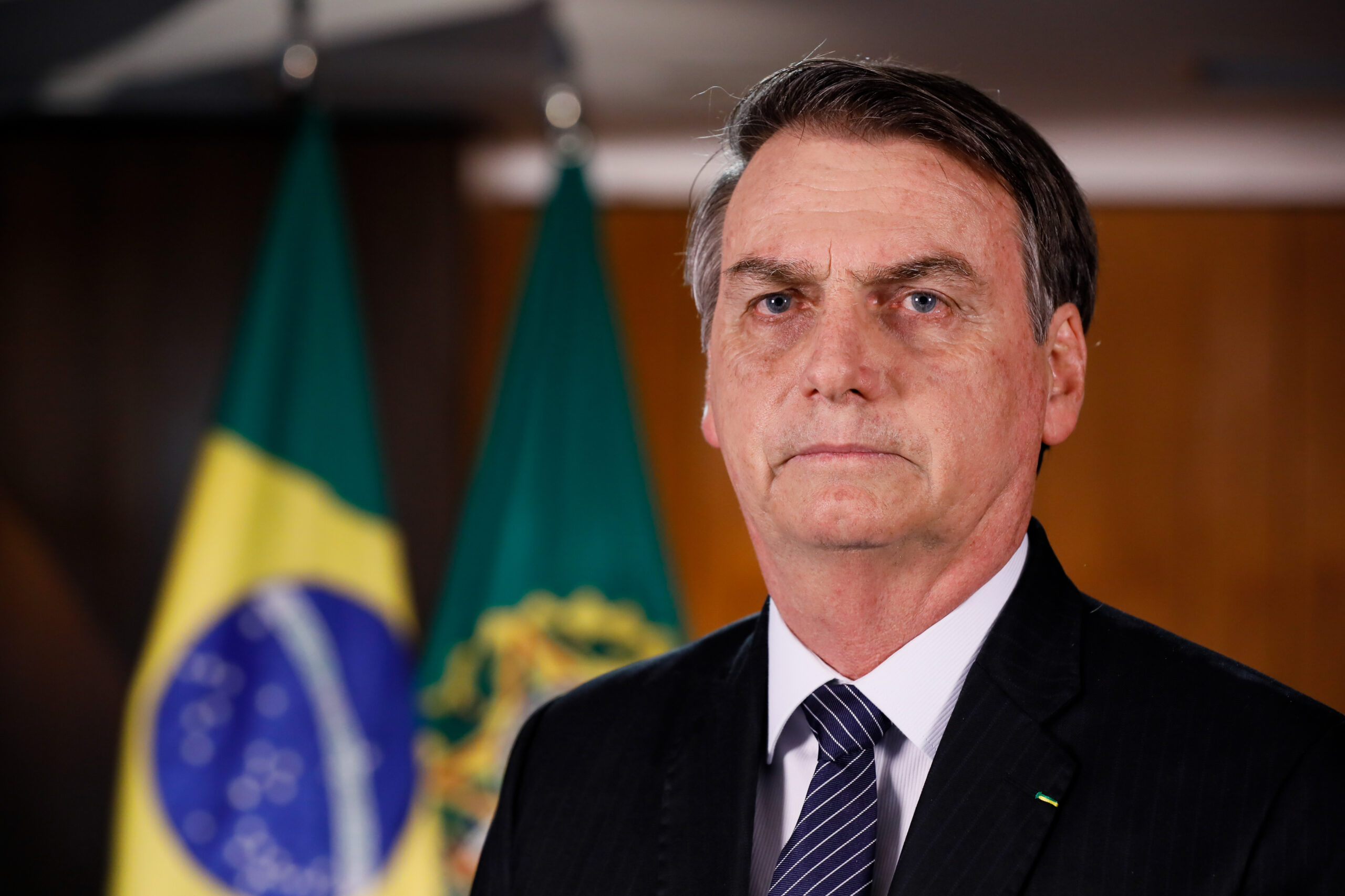 ‘Eu não vou fugir do Brasil’, diz Bolsonaro sobre decisões de Moraes